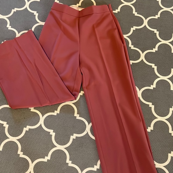 Dress pants - Picture 1 of 3